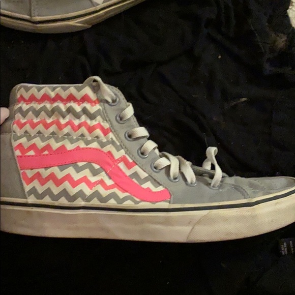 Vans - Picture 3 of 4